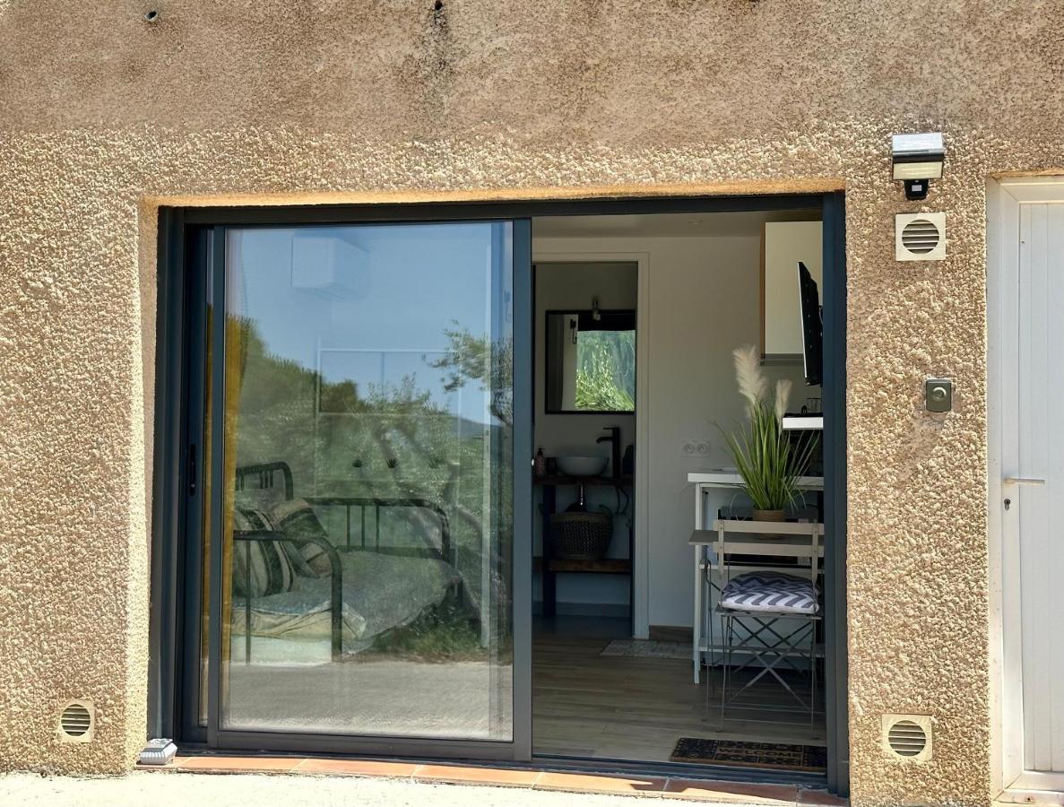 Studio Collobrieres Vue Sur Village Exteriör bild